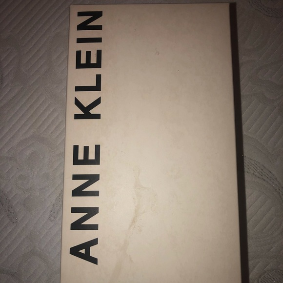 Anne Klein Ankle strap sandal - Picture 4 of 5